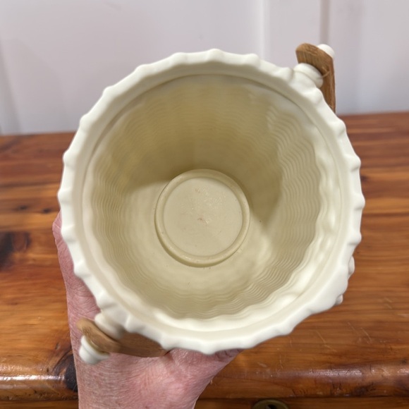NEW PartyLite Nantucket Basket Bisque Porcelain Candle Holder - Picture 7 of 8